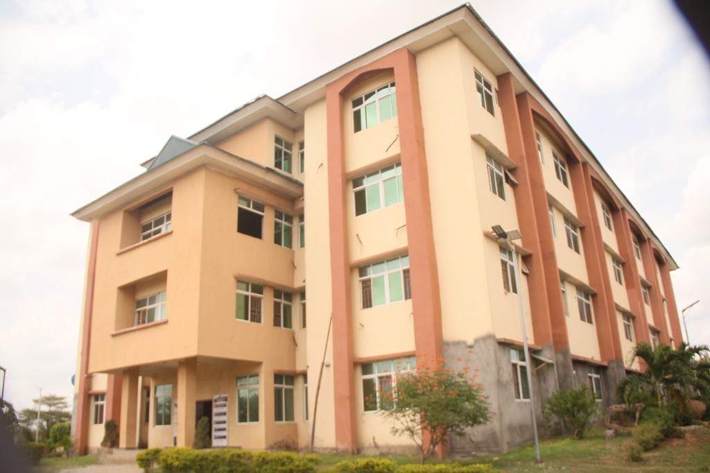 AIA school building